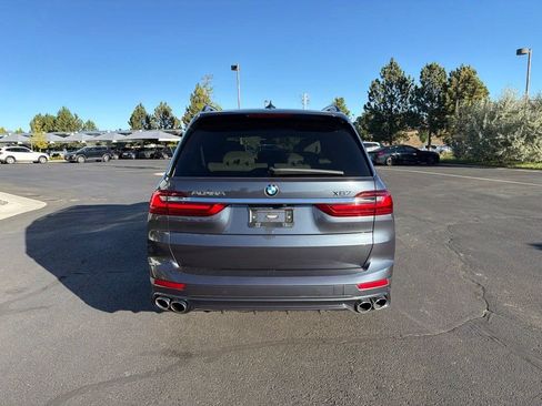 Used 2022 BMW ALPINA XB7 AWD/4WD image 4