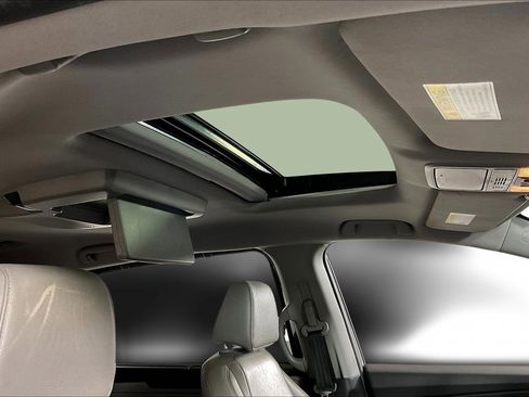 Used 2018 Honda Odyssey EX-L image 29