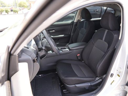 Used 2020 Nissan Sentra SV FWD image 8