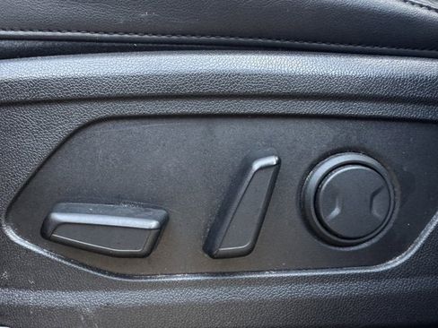 Used 2023 Kia Sorento SX image 30