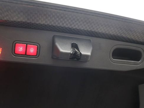 Used 2013 Mercedes-Benz SL 63 AMG image 43