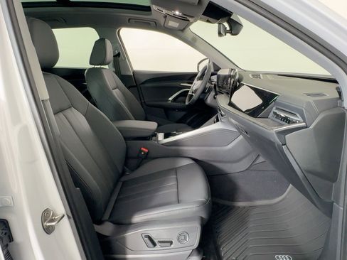 New 2025 Audi Q5 Premium Plus image 31