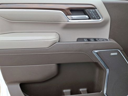 Certified 2022 GMC Sierra 1500 SLT w/ SLT Premium Plus Package image 10