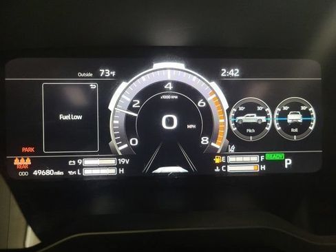 Used 2024 Toyota Tundra Limited AWD/4WD image 32