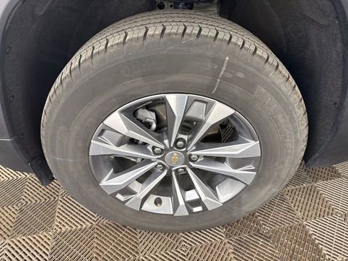 Used 2026 Chevrolet Equinox LT AWD/4WD image 31