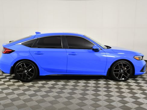 Used 2023 Honda Civic Sport Touring image 5