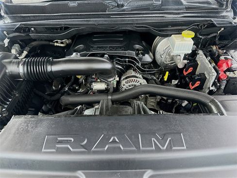 Used 2019 RAM 1500 Big Horn image 31