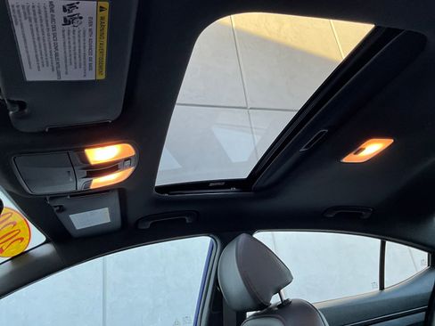 Used 2020 Hyundai Elantra Sport w/ Premium Package 02 image 27