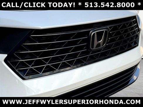 Used 2024 Honda Accord EX-L image 32