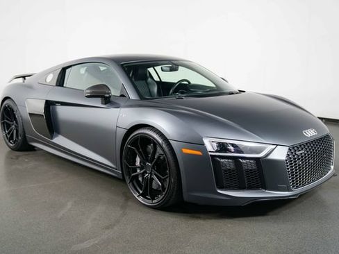 Used 2017 Audi R8 V10 plus AWD/4WD image 1