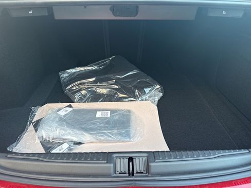 New 2025 Alfa Romeo Giulia AWD w/ Veloce Package AWD image 19