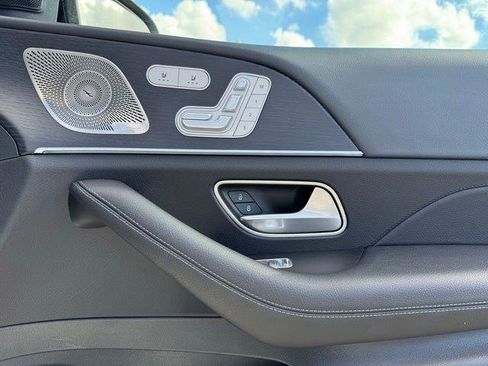 Certified 2025 Mercedes-Benz GLE 350 4MATIC image 30