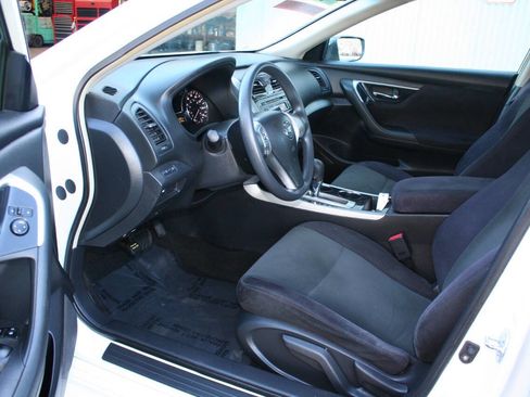 Used 2013 Nissan Altima 2.5 image 16