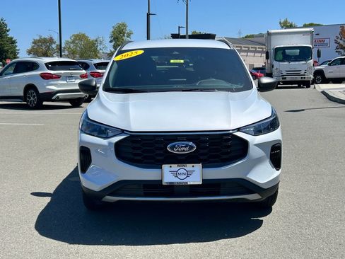 Used 2025 Ford Escape ST-Line w/ Equipment Group 301A FWD image 8
