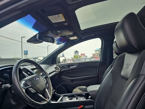 Used 2020 Ford Edge ST w/ Equipment Group 401A AWD/4WD image 11