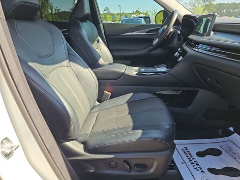 Used 2023 INFINITI QX60 Luxe w/ Cargo Package FWD image 13