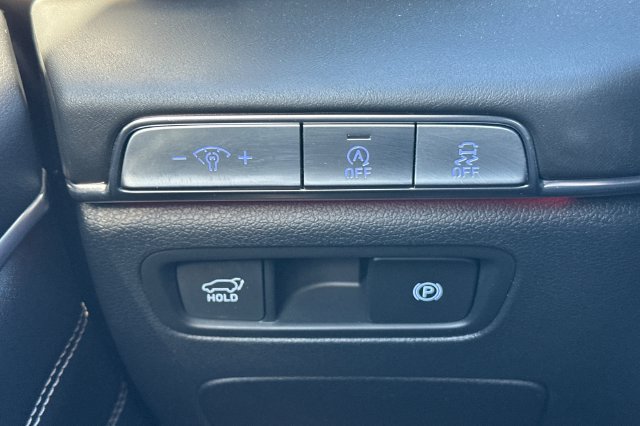Used 2024 Genesis GV80 2.5T AWD/4WD image 32