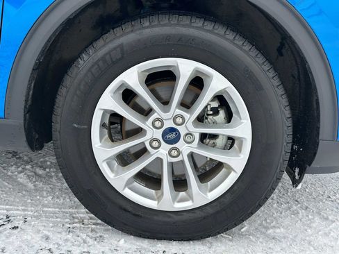 Used 2020 Ford Escape S image 9