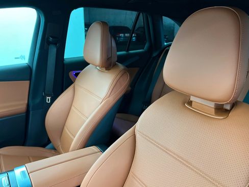 New 2027 Mercedes-Benz GLC 300 4MATIC image 16