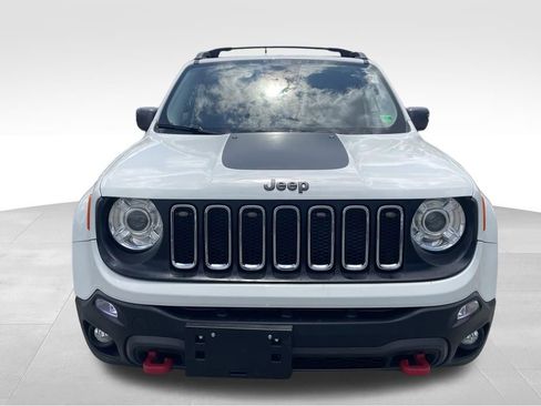 Used 2017 Jeep Renegade Trailhawk AWD/4WD image 19