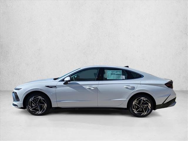 Used 2026 Hyundai Sonata SEL FWD image 5
