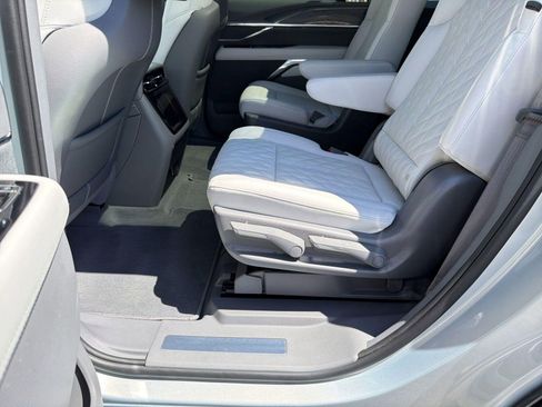 Certified 2025 Cadillac Escalade IQ Luxury 1 image 14