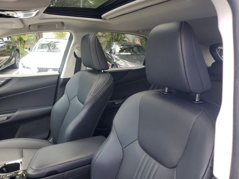Certified 2025 Lexus NX 250 FWD w/ Towing Package (2000 Lbs) image 17