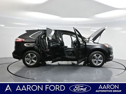 Used 2022 Ford Edge SEL w/ Convenience Package