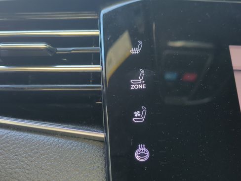 Certified 2022 Jeep Wagoneer Series I image 25