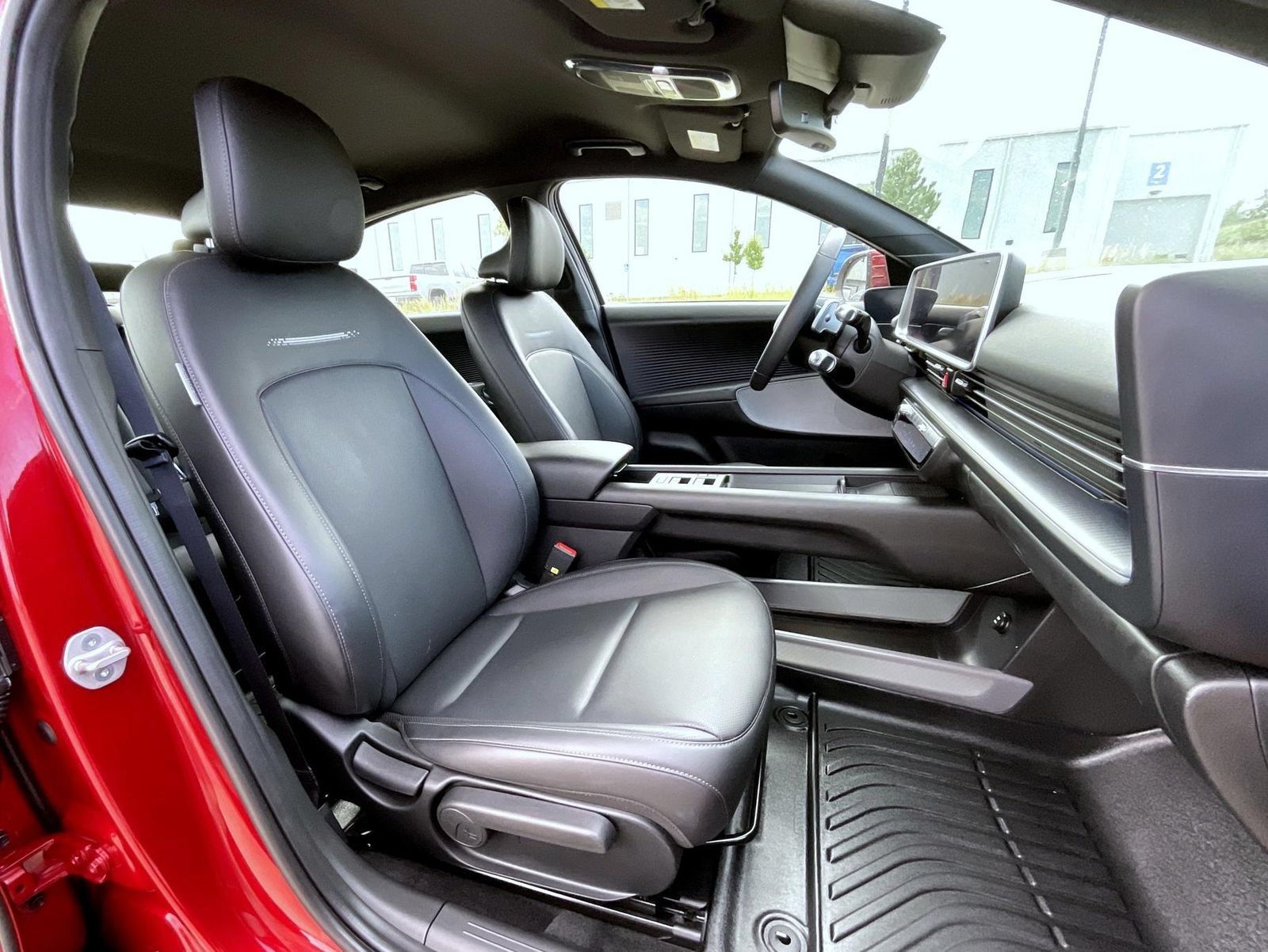 Certified 2023 Hyundai Ioniq 6 SEL AWD/4WD image 16