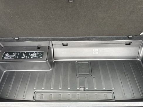 Used 2022 Subaru Ascent Limited image 31