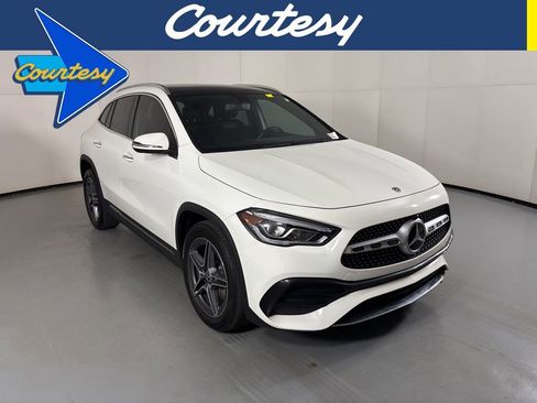 Used 2023 Mercedes-Benz GLA 250 4MATIC image 1