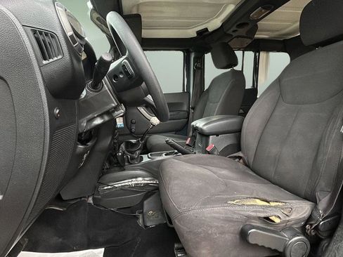 Used 2017 Jeep Wrangler Unlimited Sport image 15