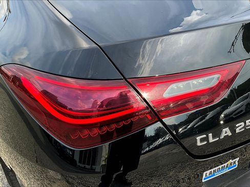 Used 2025 Mercedes-Benz CLA 250 image 32