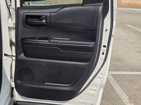 Used 2017 Toyota Tundra SR RWD image 26