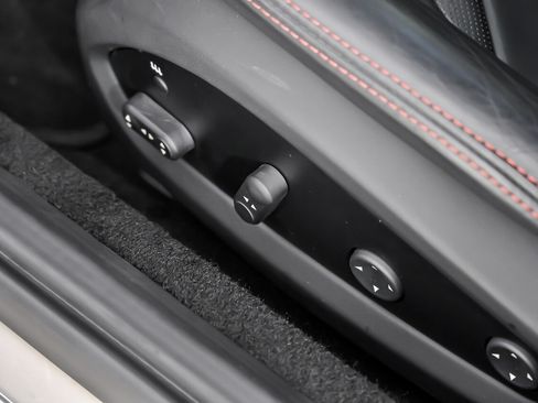 Used 2019 Ferrari 812 Superfast RWD image 29