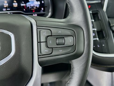 Used 2022 GMC Yukon XL SLT w/ SLT Luxury Package AWD/4WD image 17