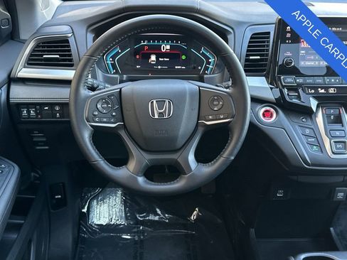 Used 2024 Honda Odyssey EX-L image 16