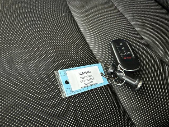 Certified 2025 Honda CR-V EX image 30