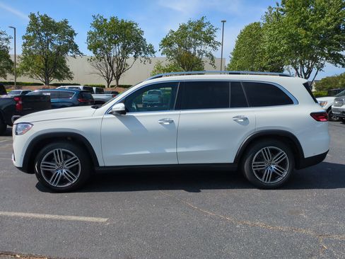 Used 2025 Mercedes-Benz GLS 450 4MATIC image 7