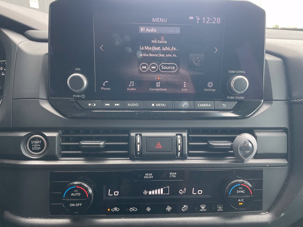 Used 2024 Nissan Pathfinder S FWD image 15