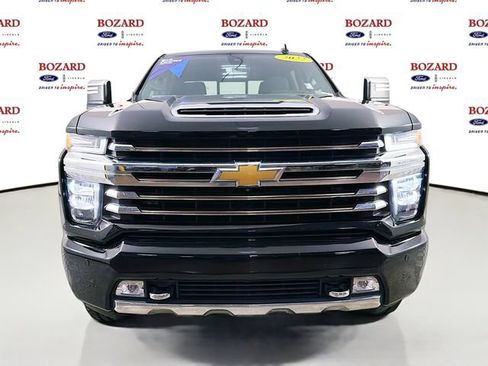Used 2022 Chevrolet Silverado 2500 High Country w/ Z71 Off-Road Package AWD/4WD image 2