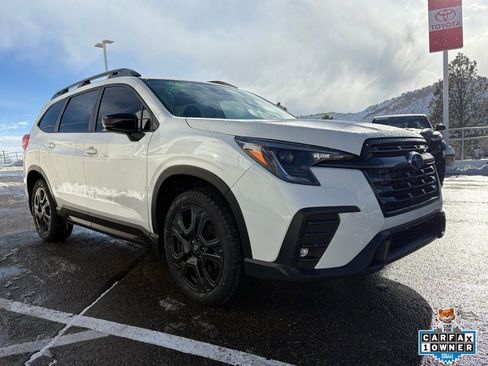 Used 2024 Subaru Ascent Onyx Edition image 10