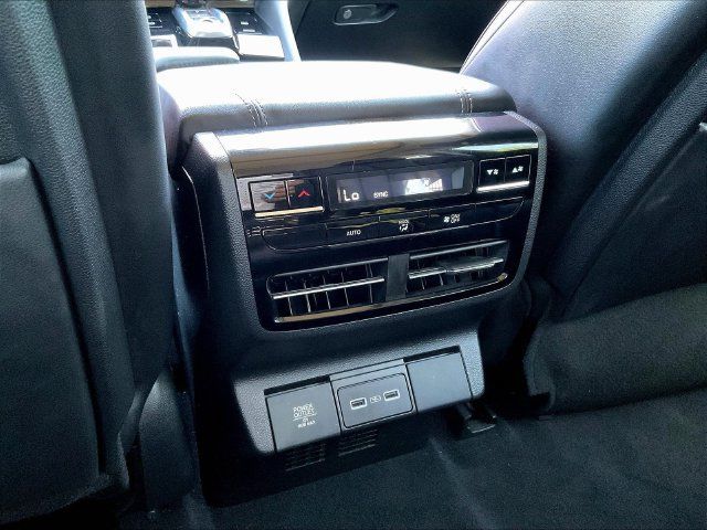 Used 2024 Acura MDX w/ Technology Package FWD image 12