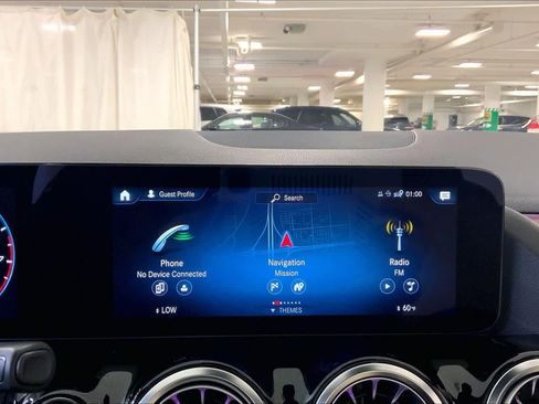 Used 2023 Mercedes-Benz GLA 250 4MATIC image 36