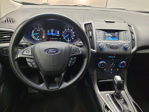 Used 2018 Ford Edge SE AWD/4WD image 26