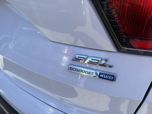 Used 2018 Ford Escape SEL AWD/4WD image 6