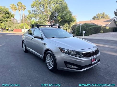 Used 2012 Kia Optima LX FWD image 3