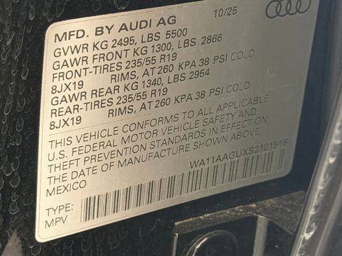 Certified 2025 Audi Q5 Premium w/ Convenience Package AWD/4WD image 26