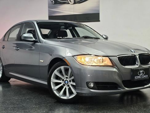 Used 2011 BMW 328i Sedan RWD image 2